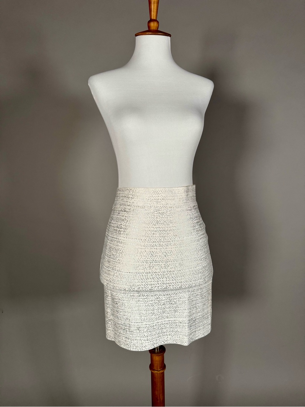 BCBGMaxAzria Ivory Textured Mini Skirt